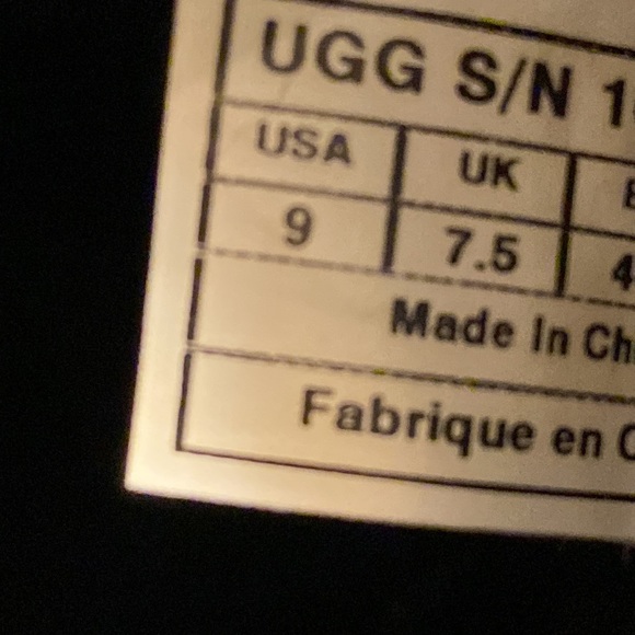 Wos Ugg boots SZ 9 - Picture 6 of 7